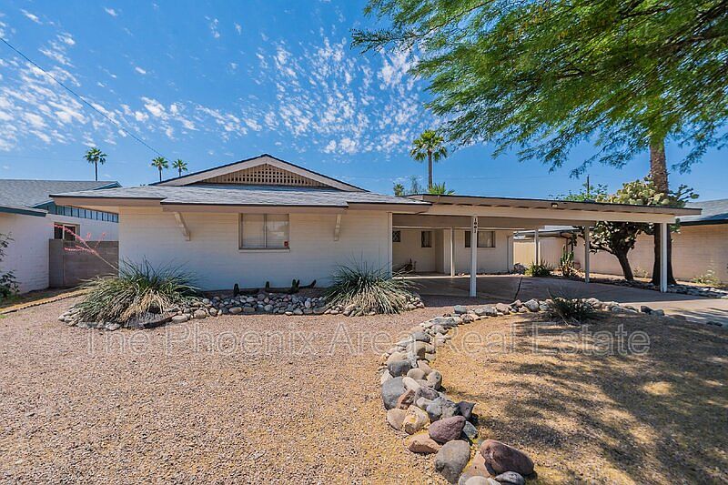 1001 E Campus Dr Tempe, AZ 85282 photo 3