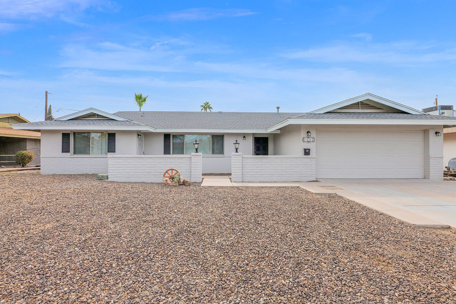 1233 E Campus Dr photo 3