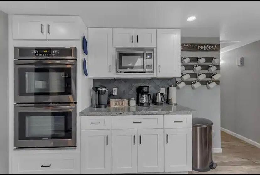 1209 E Campus Dr photo 4