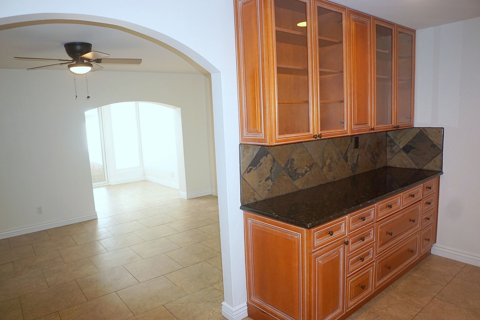 2725 S Azalea Dr photo 5