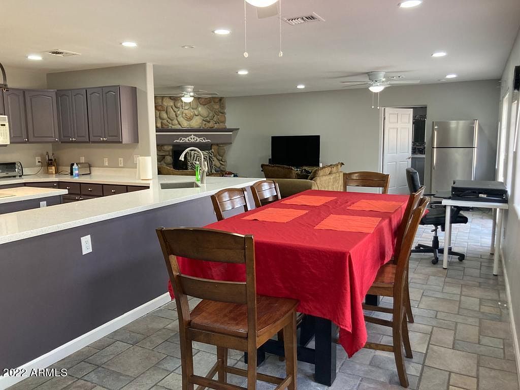 1832 E Alameda Dr photo 5