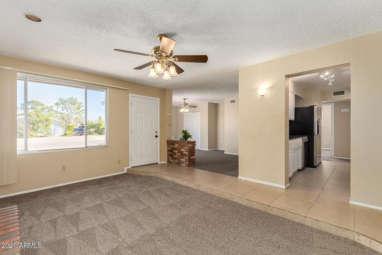 3106 S Los Feliz Dr photo 4
