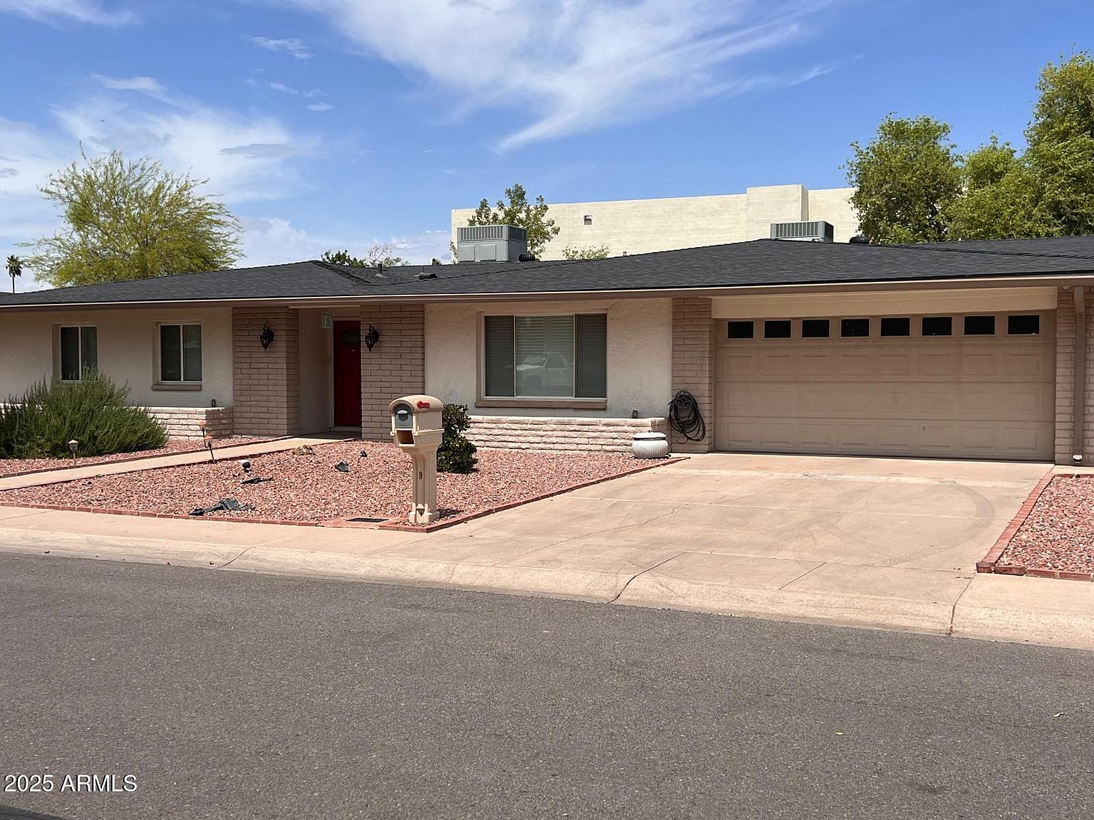 4614 S Kachina Dr Tempe, AZ 85282 photo 4