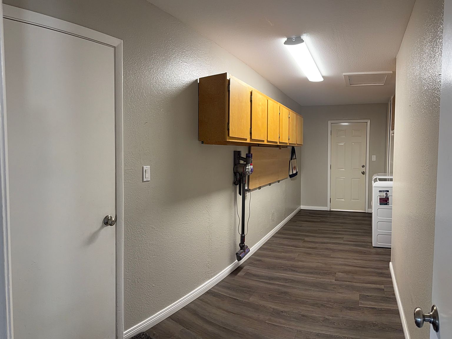 1716 E La Jolla Dr photo 5