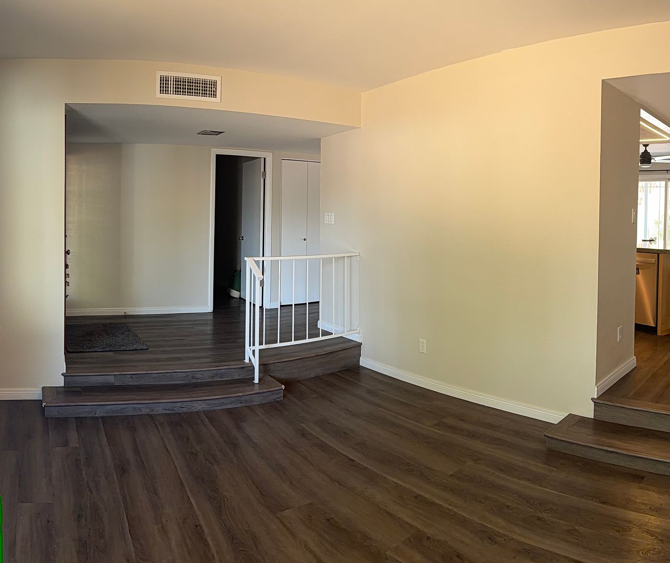 1716 E La Jolla Dr photo 4