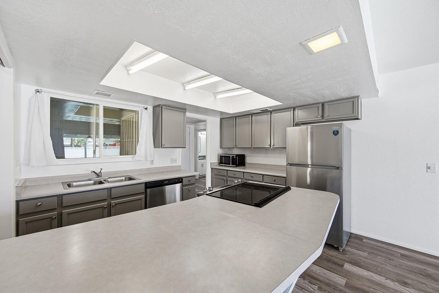 124 E Minton Dr Tempe, AZ 85282 photo 5