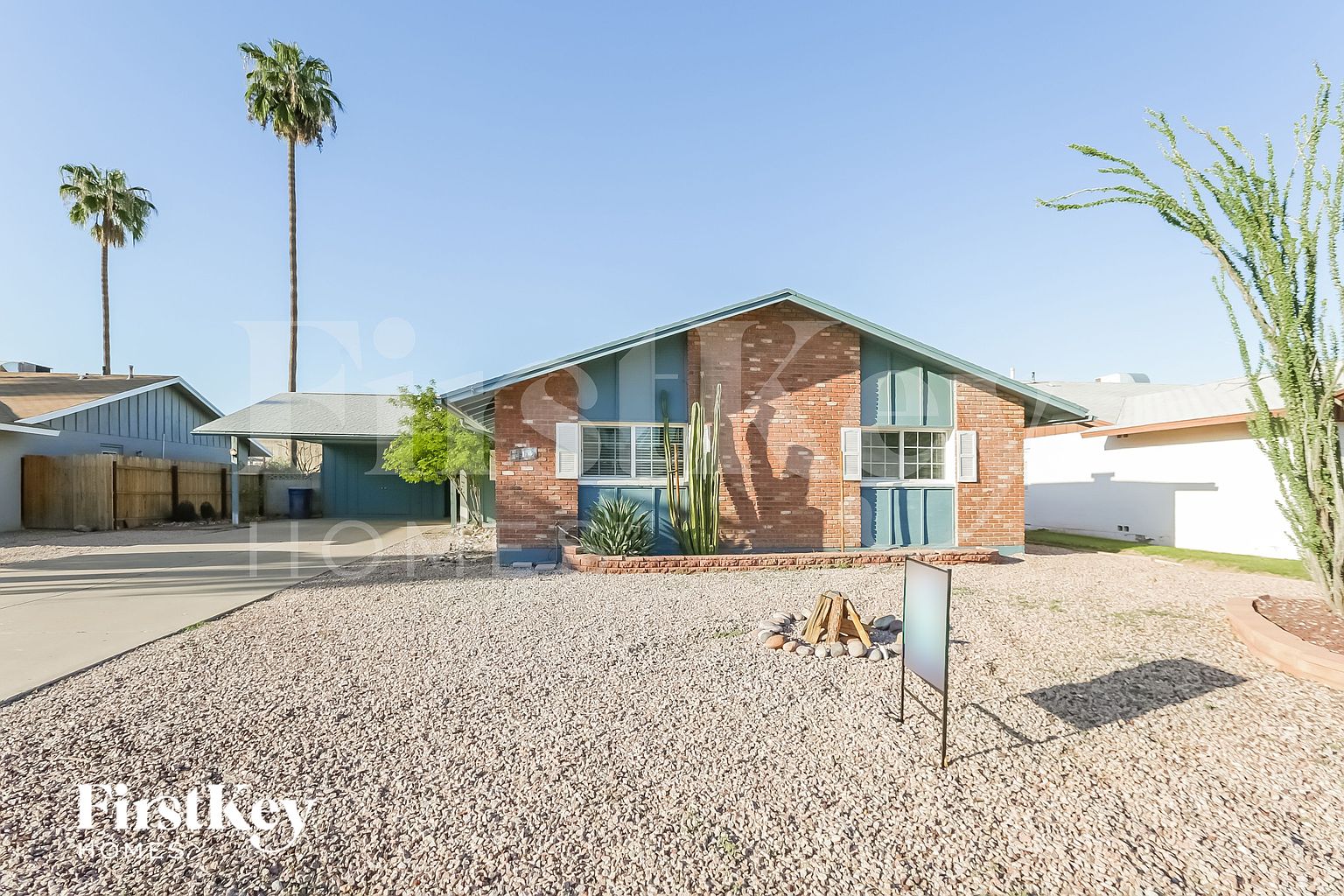 614 E Greenway Dr Tempe, AZ 85282 photo 2