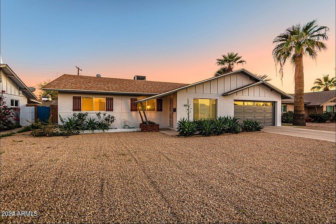 1015 E Concorda Dr Tempe, AZ 85282 photo 4