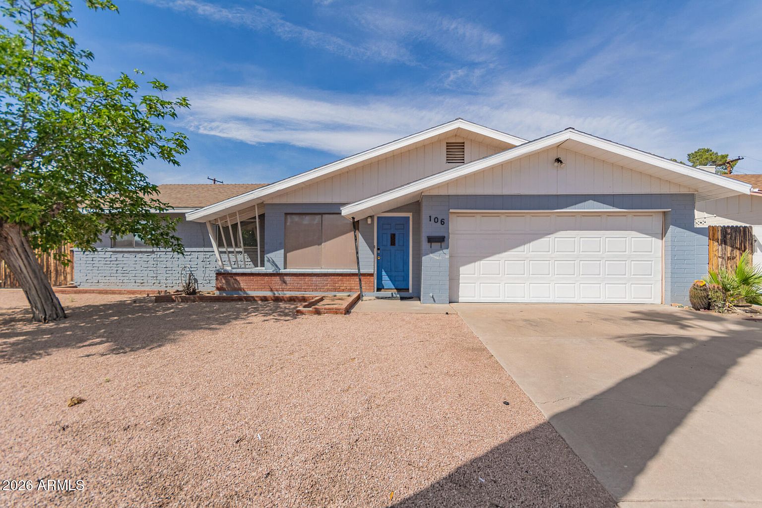 106 E Geneva Dr Tempe, AZ 85282 photo 2