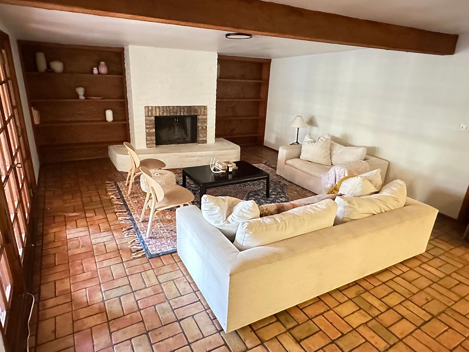 519 E Alameda Dr photo 2