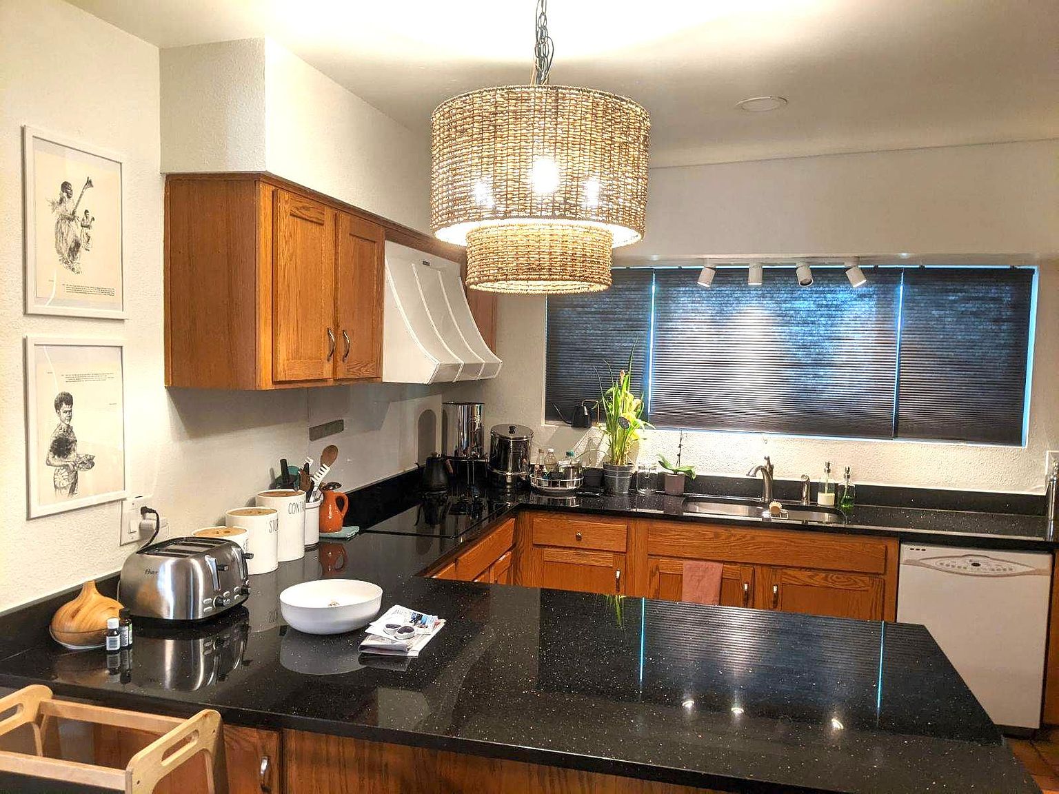 519 E Alameda Dr photo 3