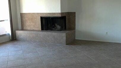1206 E Manhatton Dr photo 5