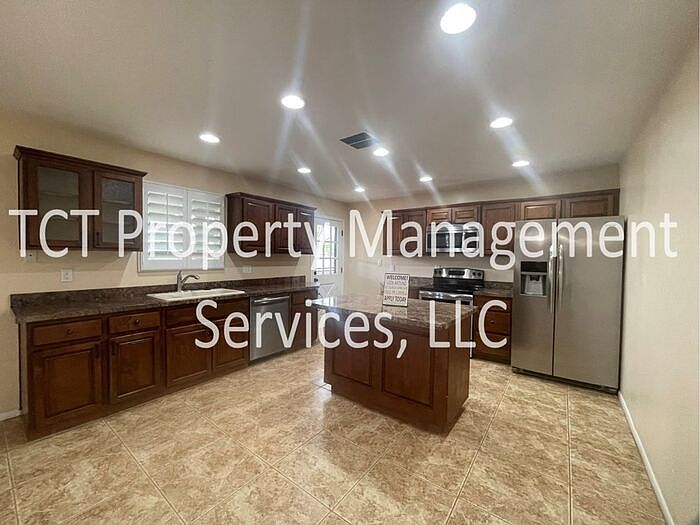 1209 E Hermosa Dr Tempe, AZ 85282 photo 3