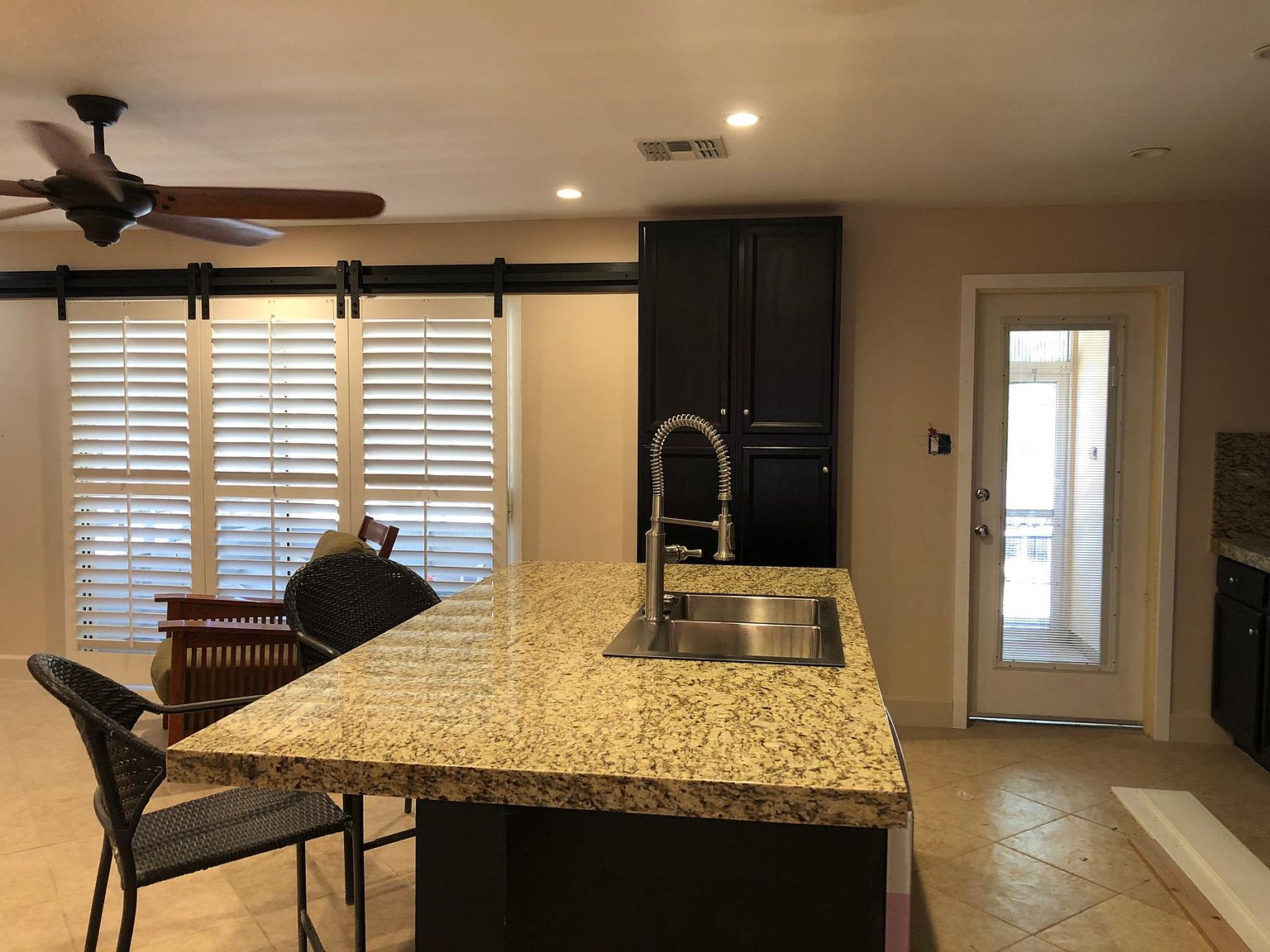 2412 S Stanley Pl Tempe, AZ 85282 photo 3