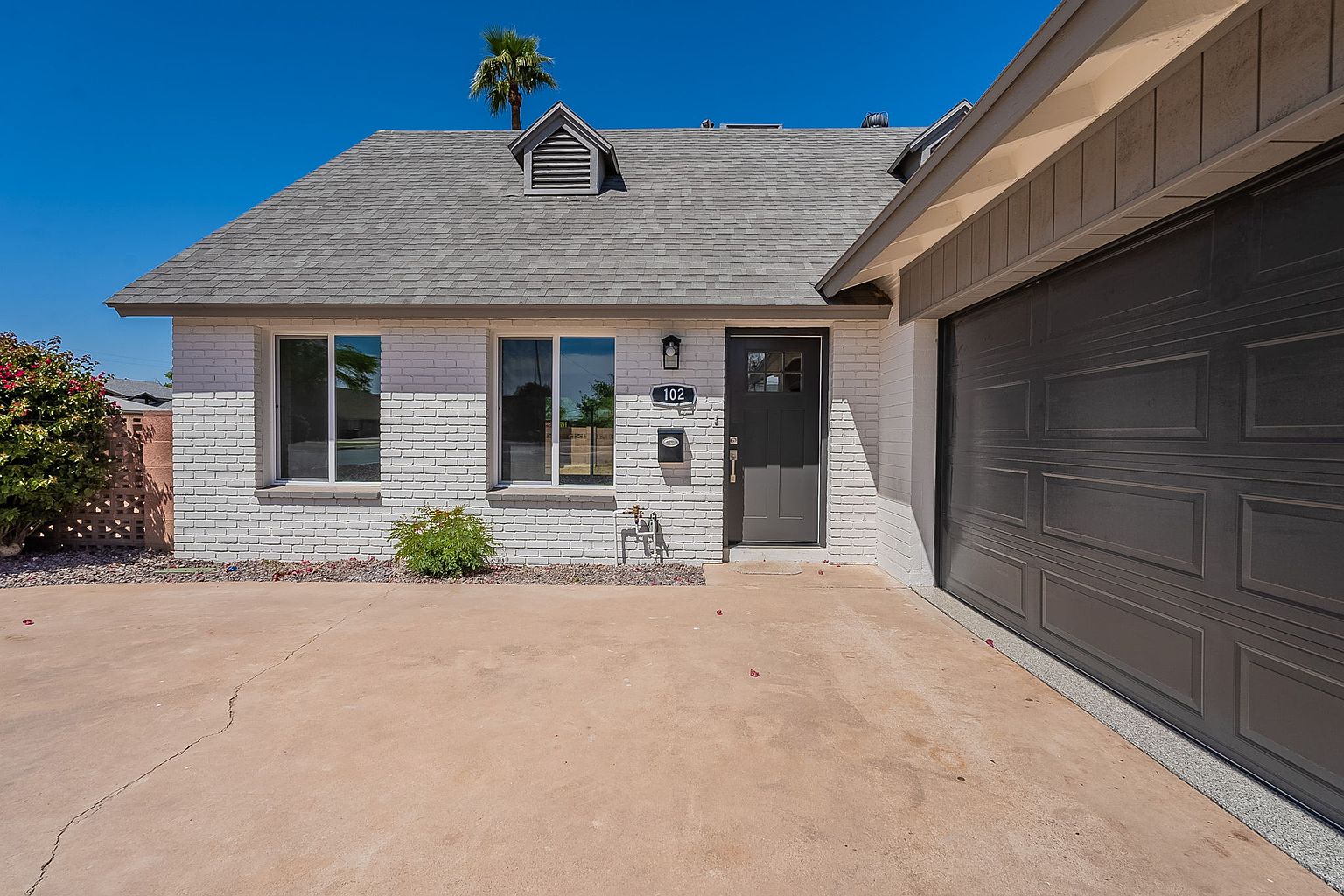 102 E Santa Cruz Dr photo 4