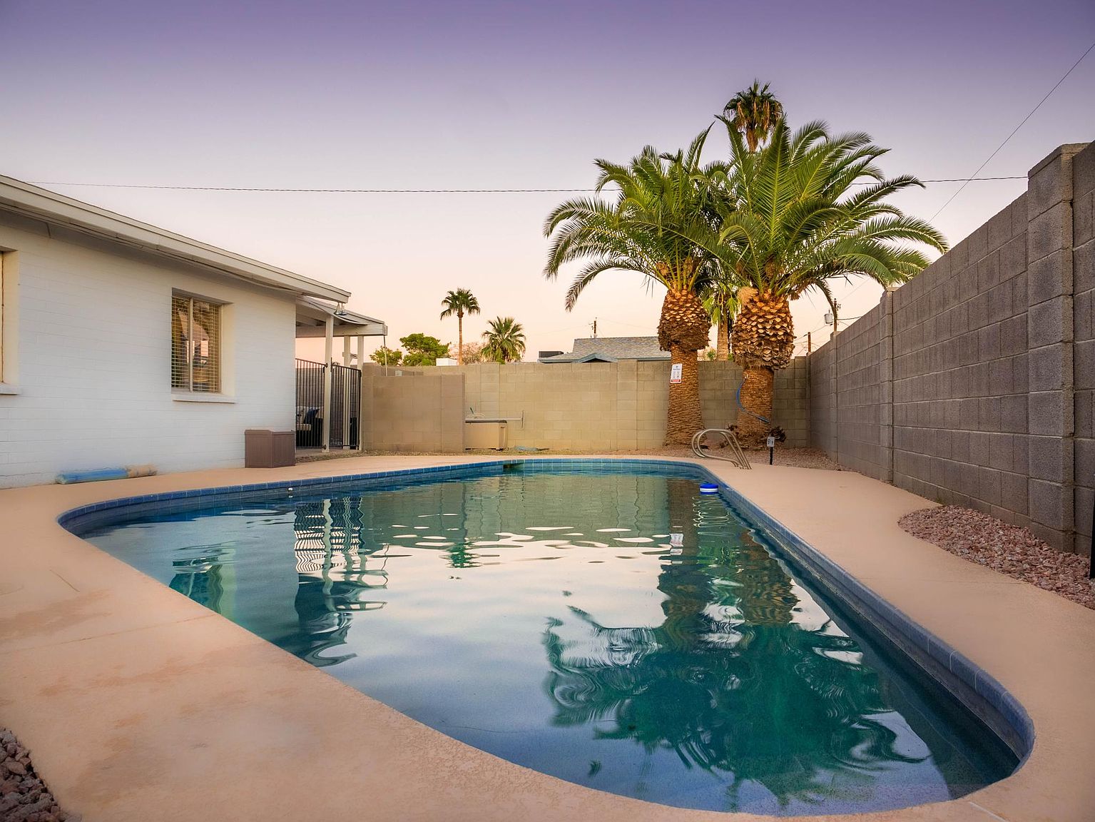 145 East Santa Cruz Drive, Tempe, AZ 85282 photo 2