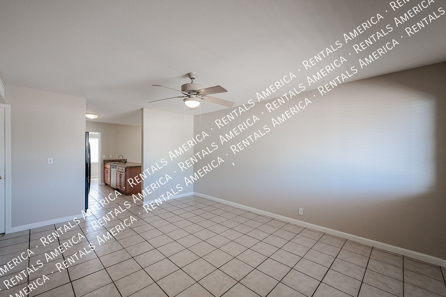 1137 W Emerald Ave photo 5