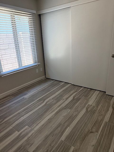 2202 W El Moro Ave photo 5