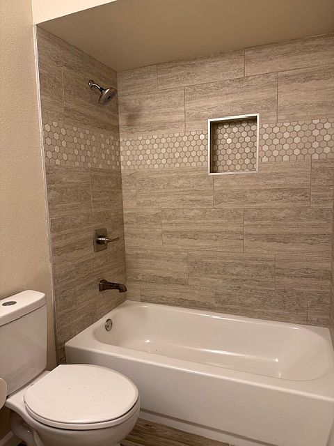 2202 W El Moro Ave photo 2