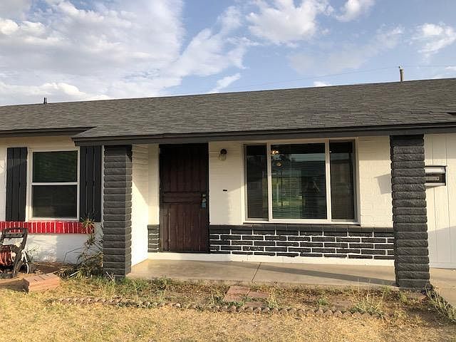 1449 W 7th Dr photo 4