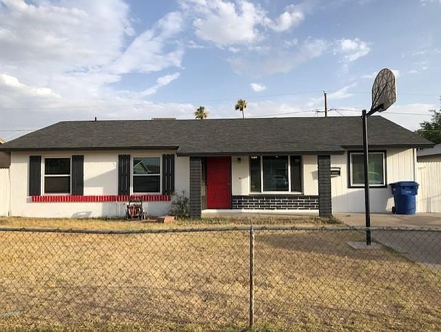1449 W 7th Dr photo 2