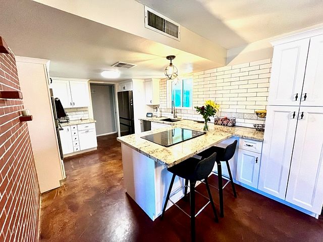 1247 W Devonshire St Mesa, AZ 85201 photo 3