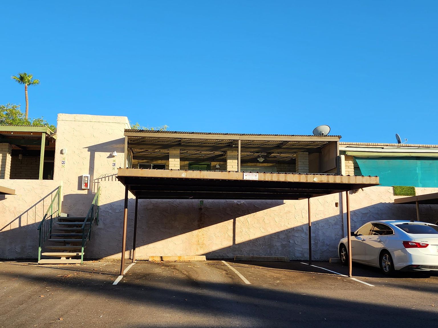 1500 W Rio Salado Pkwy photo 2