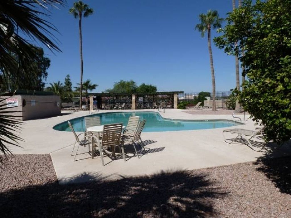 1500 W Rio Salado Pkwy
