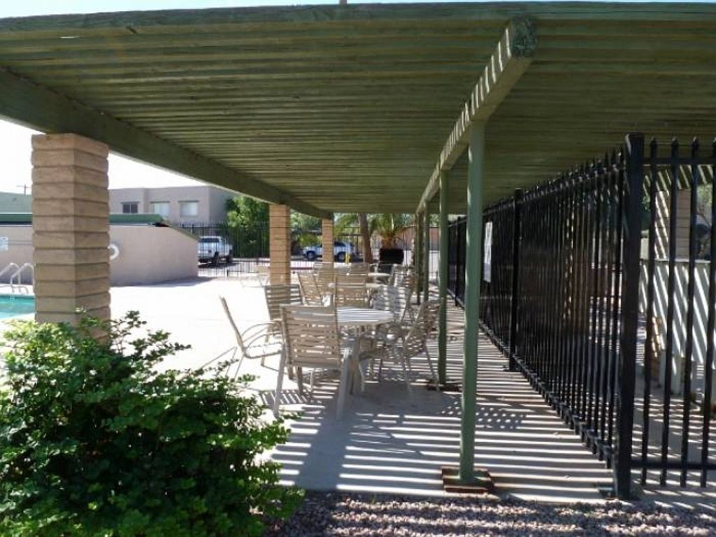 1500 W Rio Salado Pkwy photo 5