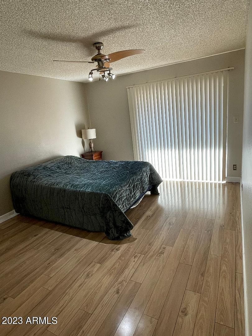 540 N May St photo 3