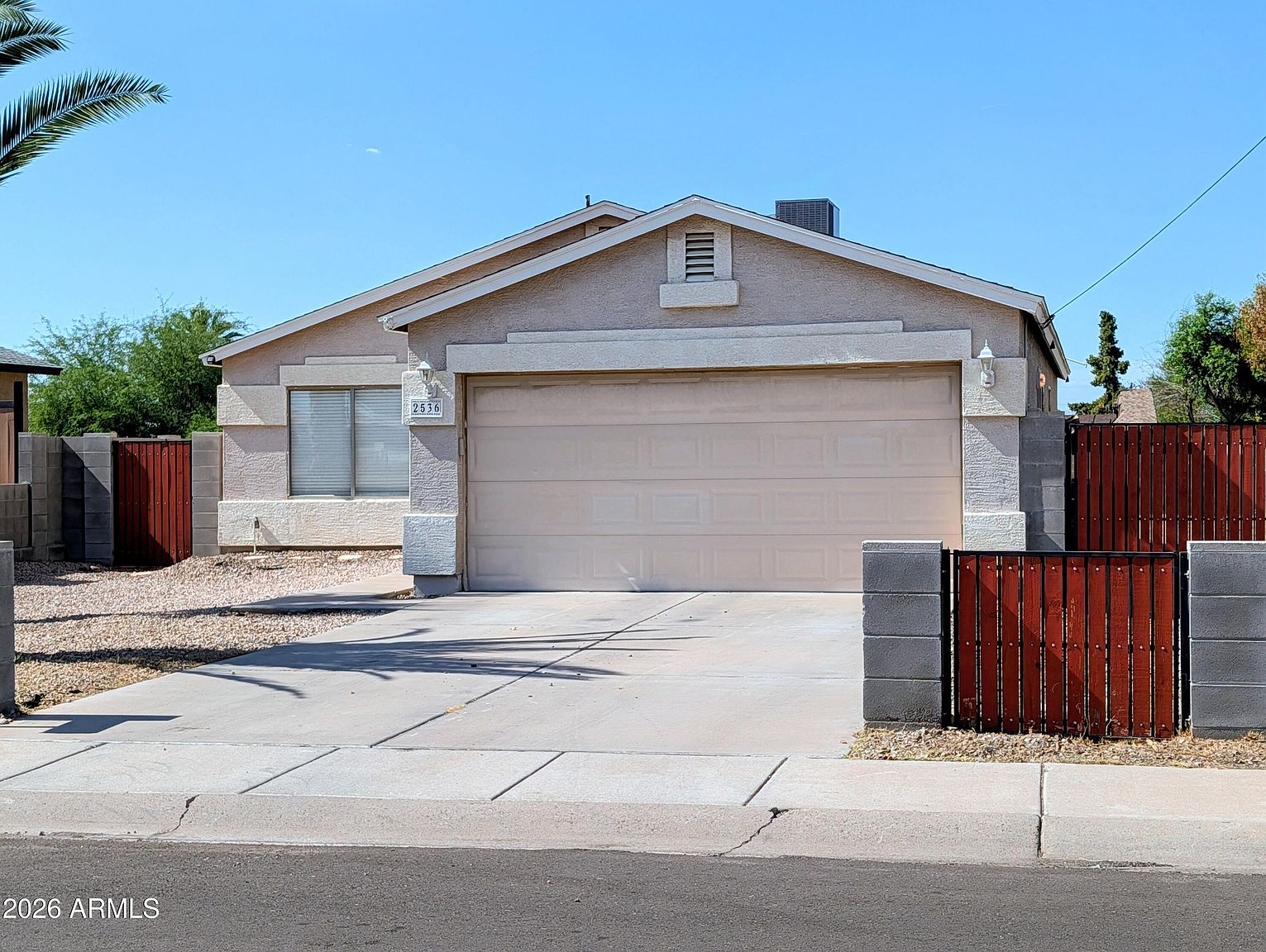 2536 E McArthur Dr Tempe, AZ 85288 photo 3