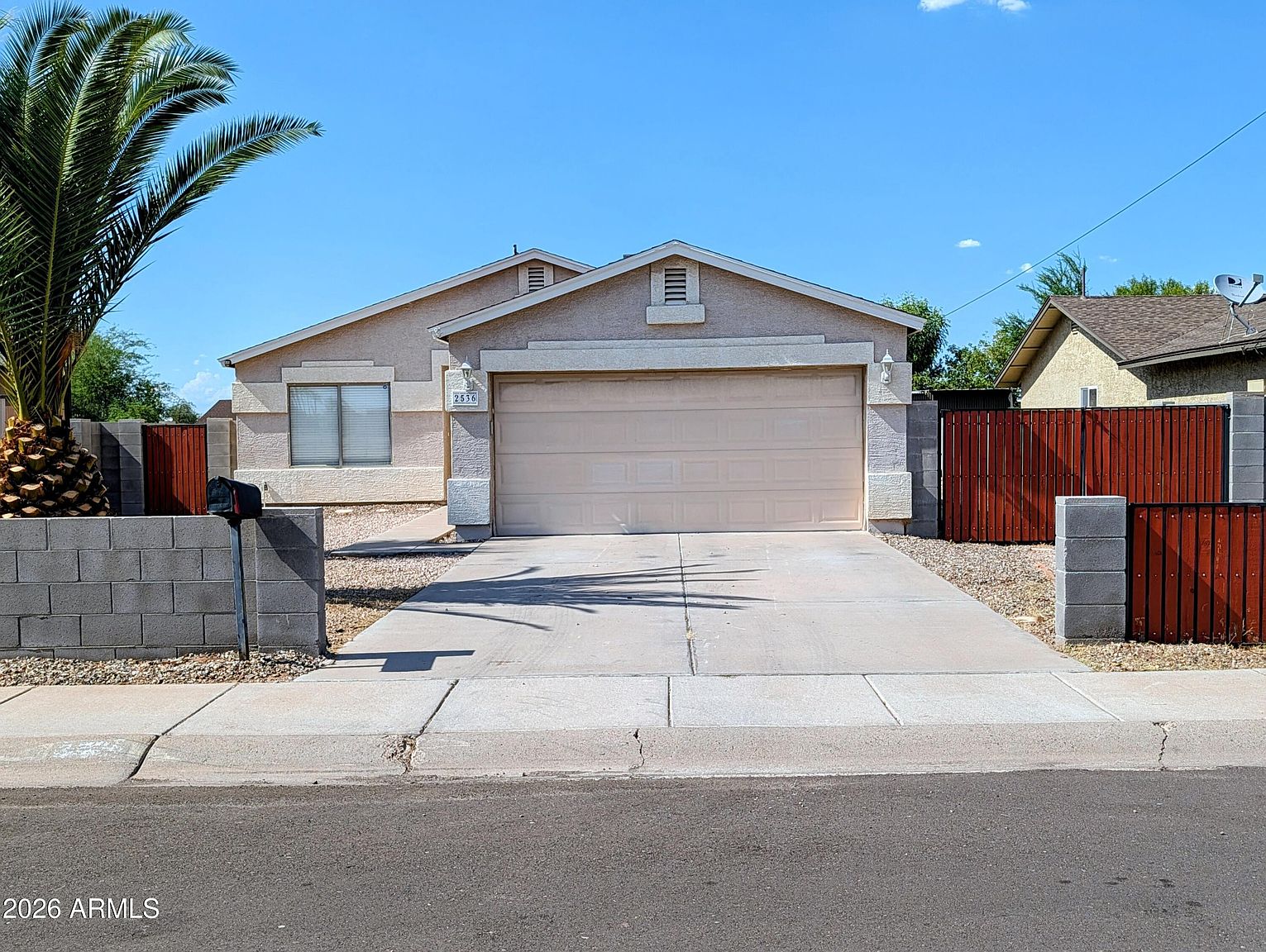 2536 E McArthur Dr Tempe, AZ 85288 photo 2