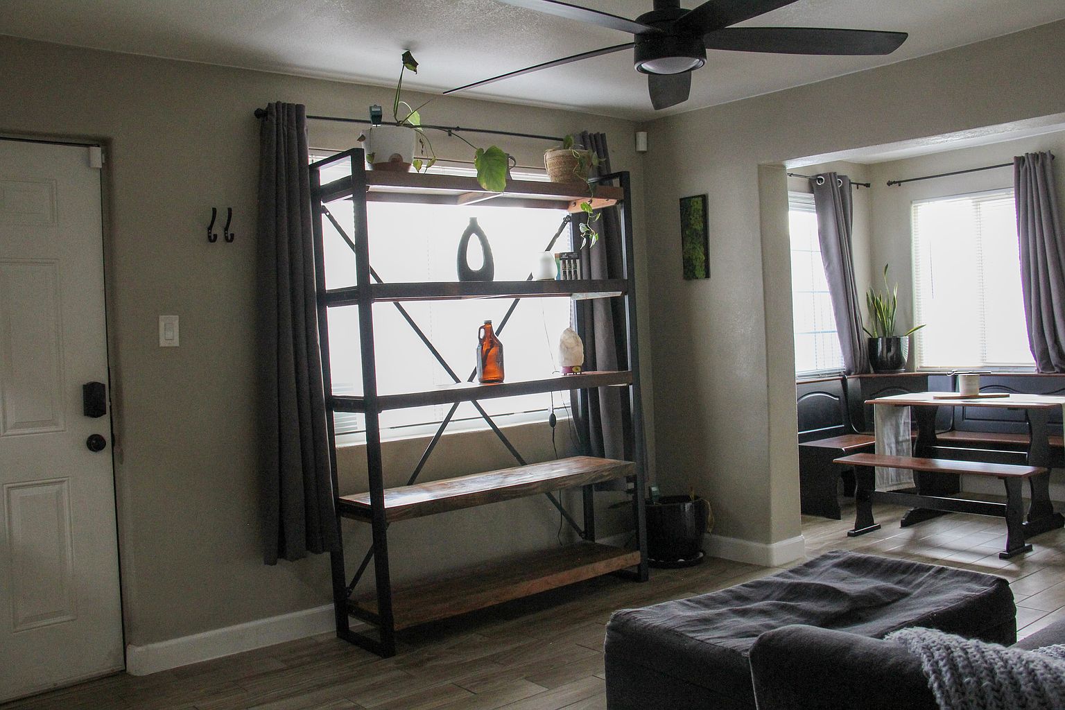 116 N May photo 4