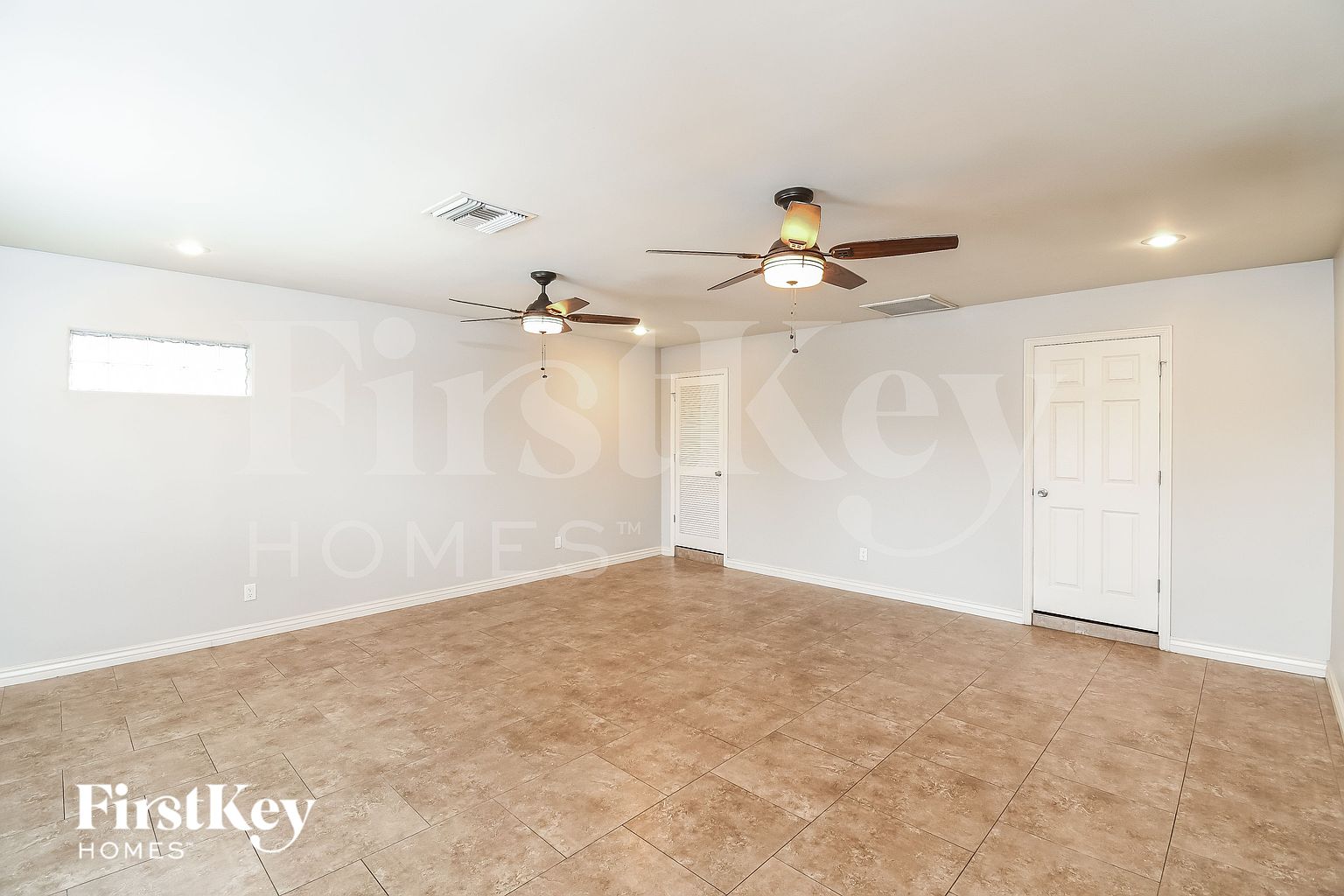 1520 W Bentley St photo 3
