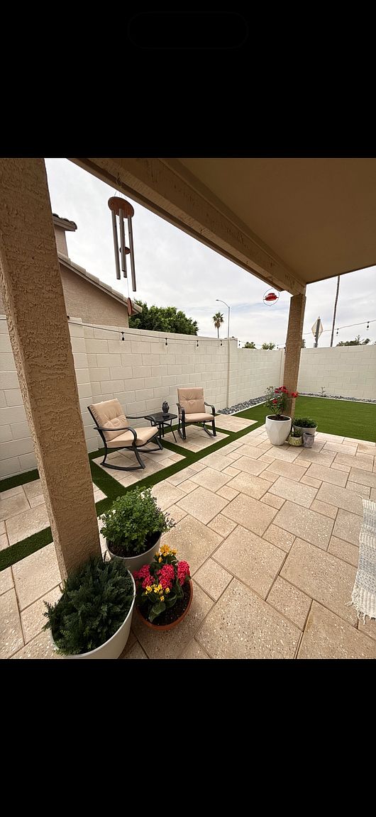 1927 N Lazona Dr photo 5