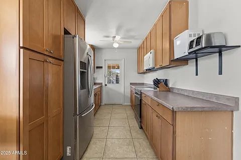616 N Freestone Cir photo 3