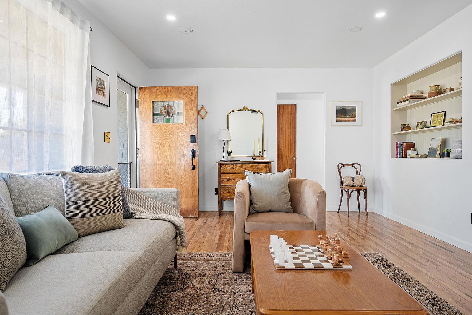 106 N Fraser Dr photo 3