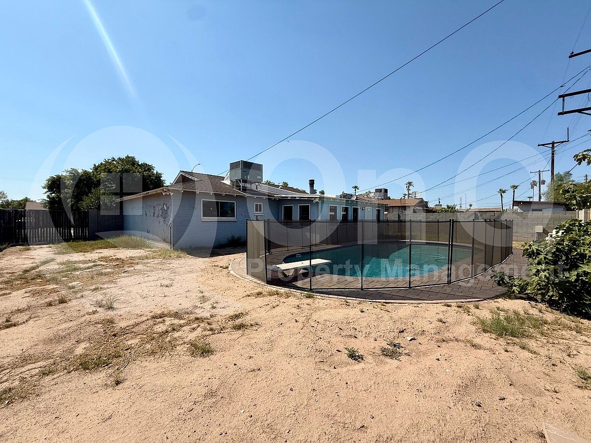337 N Williams photo 5