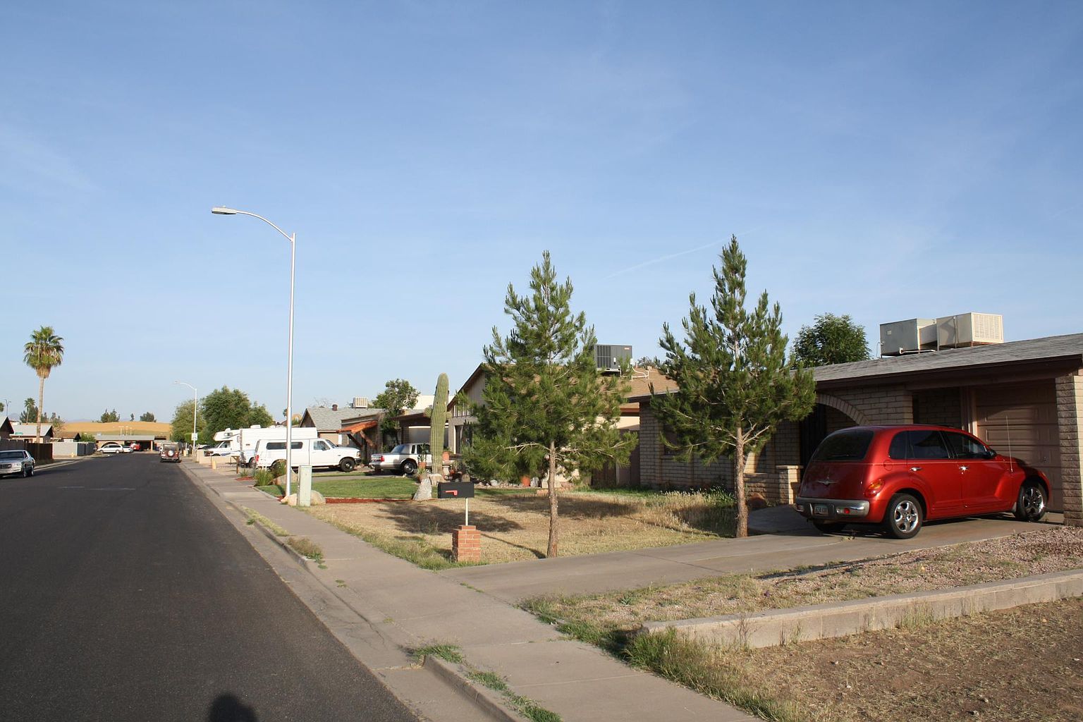 1859 E Florian Ave photo 3