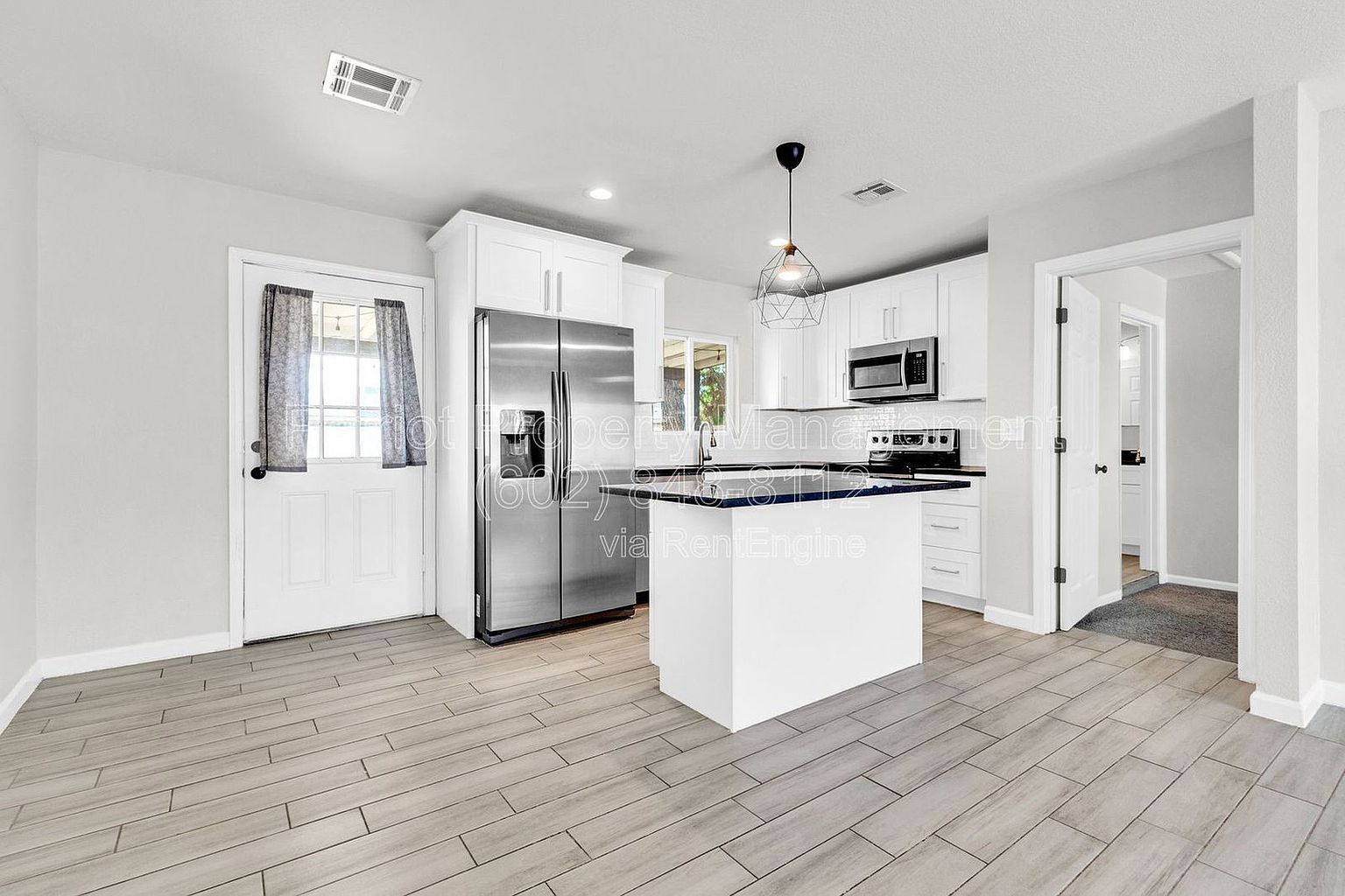 449 E Harmony Ave Mesa, AZ 85204 photo 2