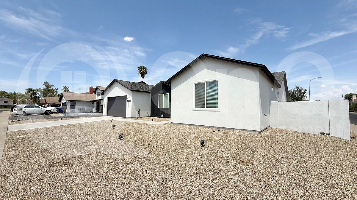 4846 E Downing Cir photo 2