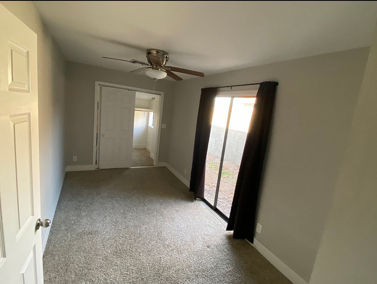 2218 E Arbor Cir photo 5