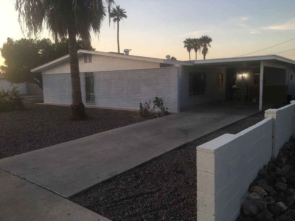 2406 E Alpine Ave photo 2