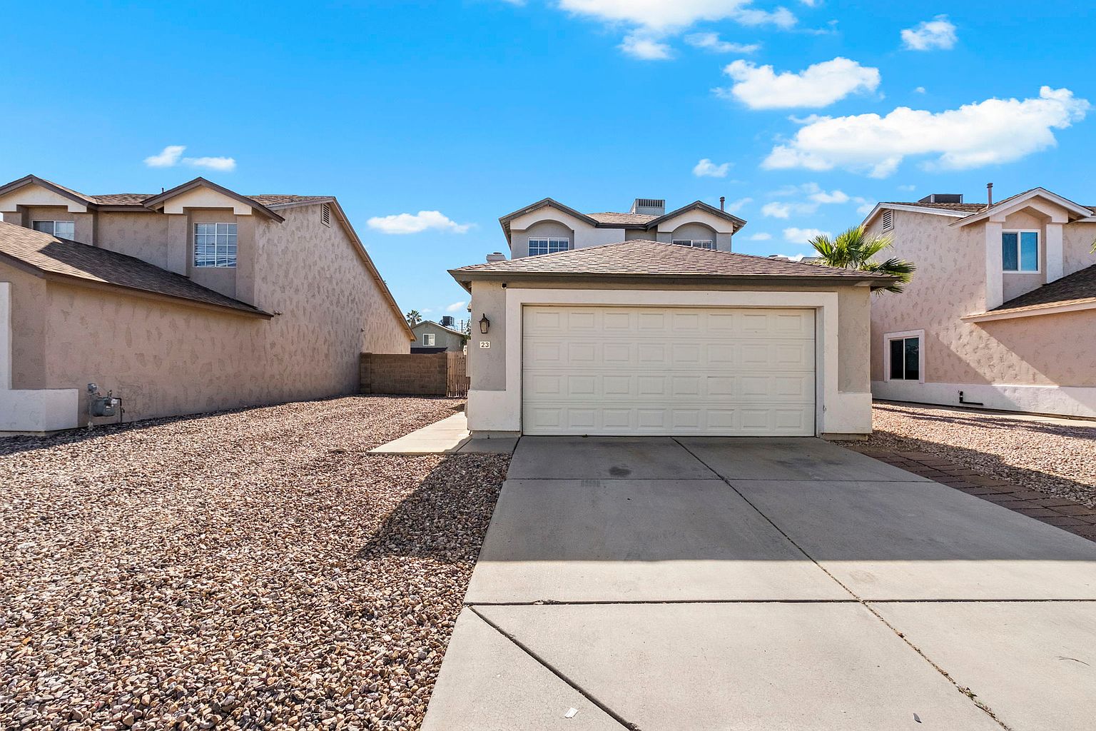 1811 S 39th St Mesa, AZ 85206 photo 2