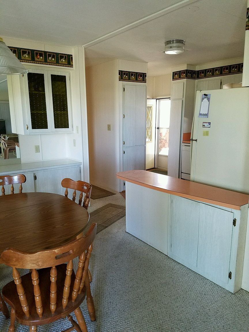 5826 E Leonora St photo 3