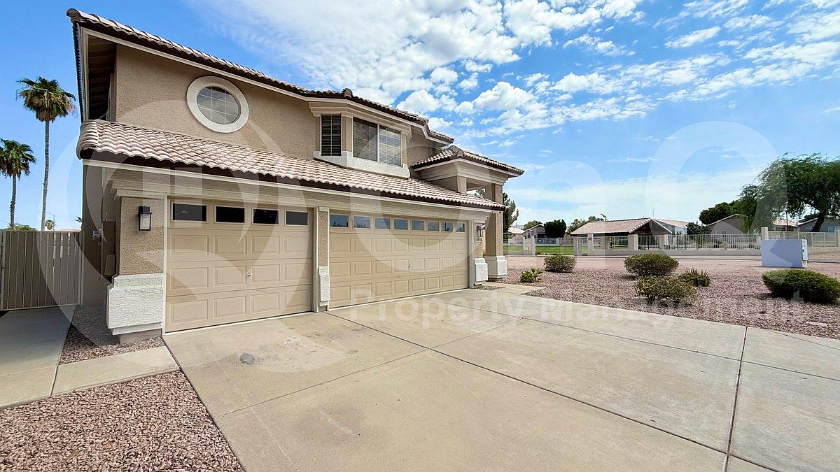 6638 E Melrose St photo 2