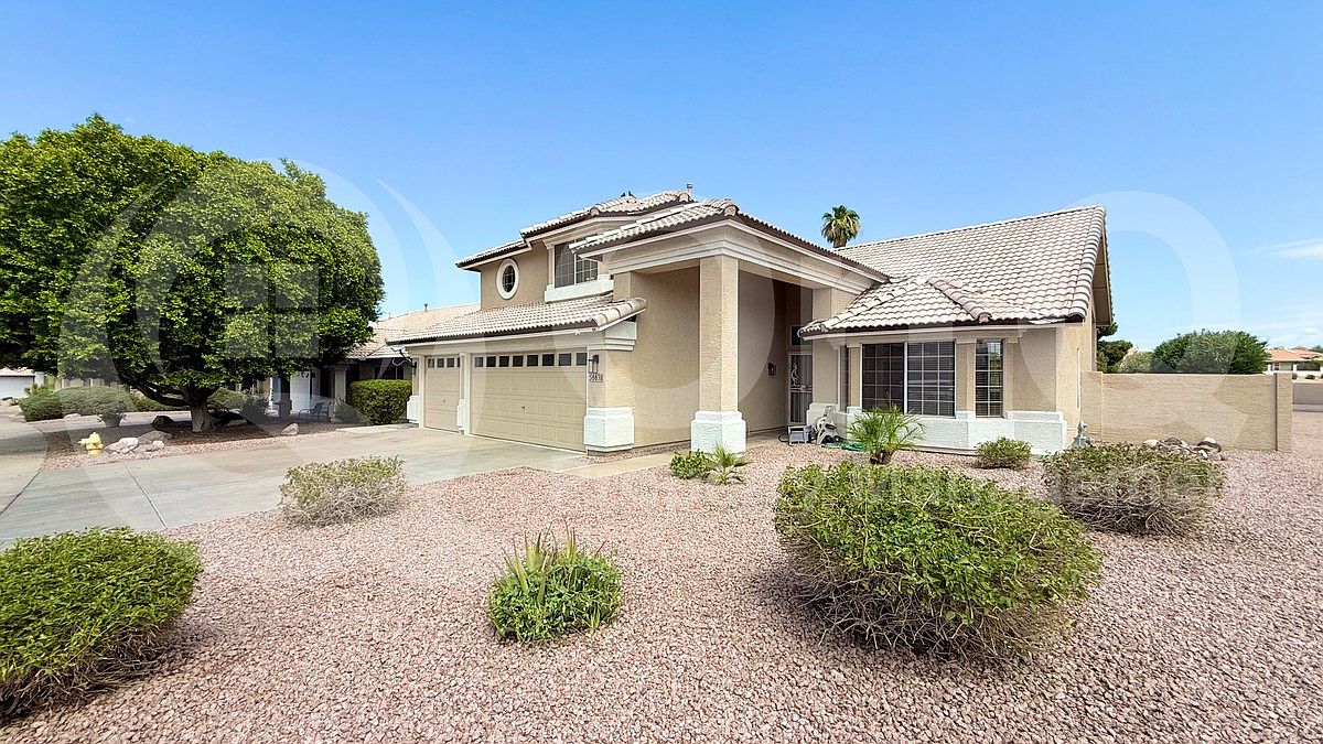 6638 E Melrose St photo 3