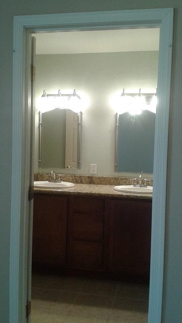 6210 E Camelot Dr photo 5