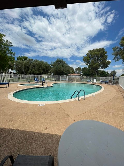 131 N Higley Rd photo 3