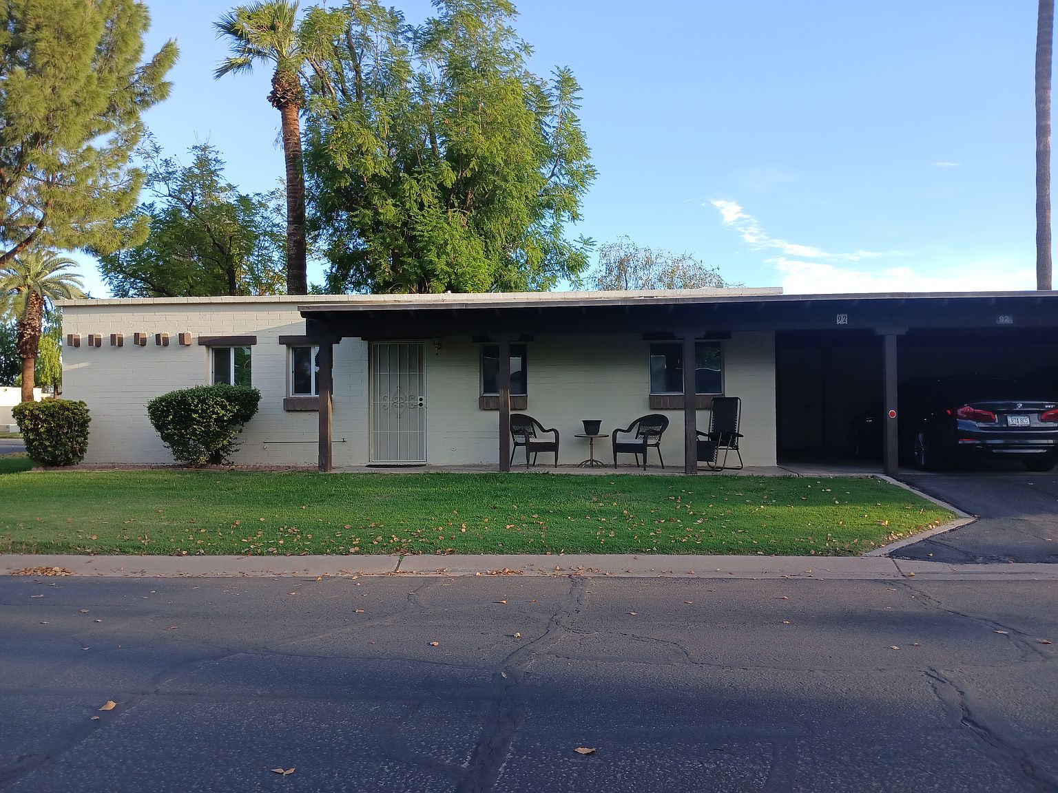 131 N Higley Rd photo 2